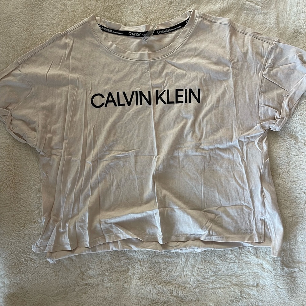 Calvin Klein t shirt